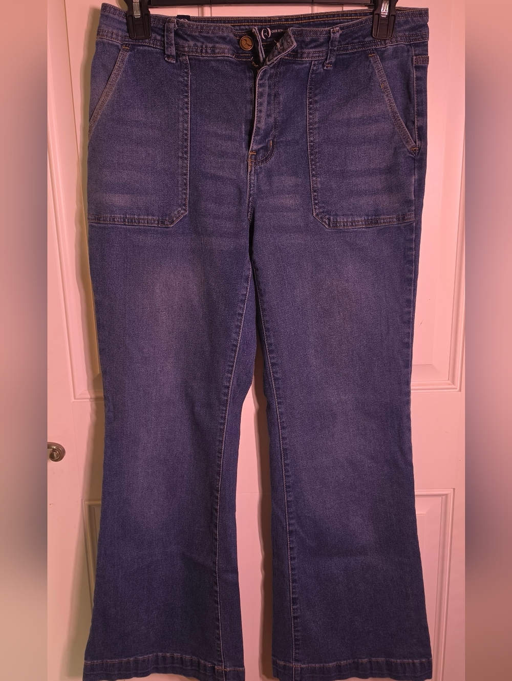 Women’s Mid-Blue Flare Jeans with Front Patch Pockets
